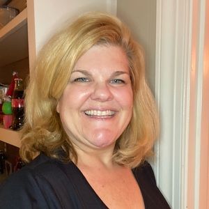 Meet your Posher, Alicia